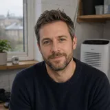 Photo of Tom Ellis